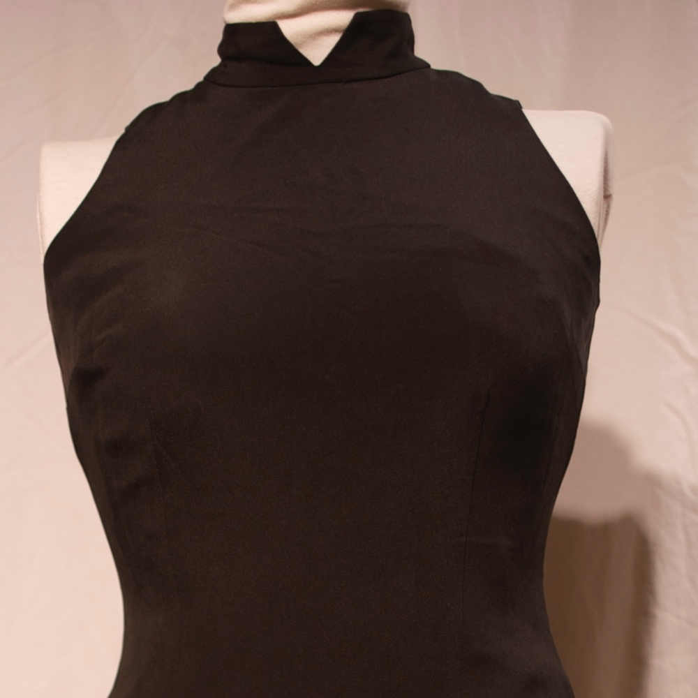 Leilei Long Black Sleeveless Silk Dress